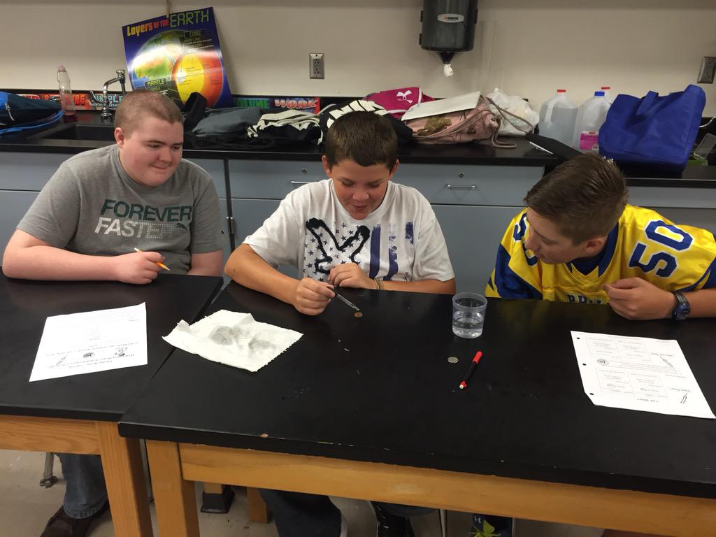 MrTomGoZeps's tweet image. How many drops of H2O can you put on a coin? #learnthroughdoing #scientificmethod #welovelabs