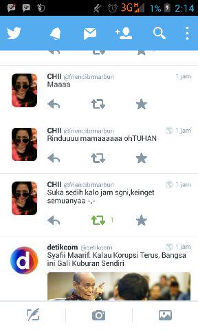 Tnpa sepengetahuan kita kdg ada ya yg memperhatikan kitaa walaupun tak sengaja hihiiiiwwww ;)