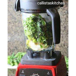 CallistaKitchen's tweet photo. #greenjuice #juice #foodporn #yummy #foodie #healthycooking #healthyeating #healthychoices… http://t.co/s7HkSlJP1N http://t.co/PietiUVY9s
