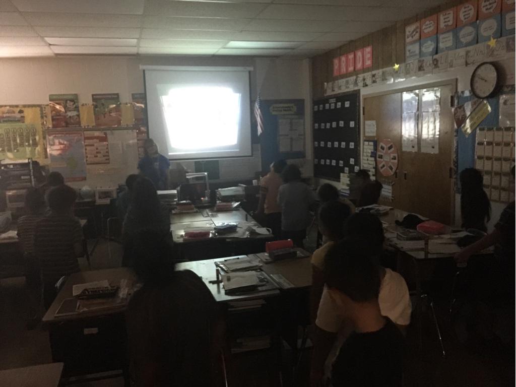 d51supt's tweet photo. Got to join in on a @GoNoodle brain break with Ms. Barrett’s class! #AISDproud #PillowProud #BrainBreaksRock http://t.co/Os0xxu3UWv