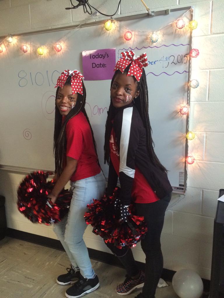 _qveenbee__'s tweet photo. #whspackpride β€οΈ http://t.co/wZaxPrDE3O