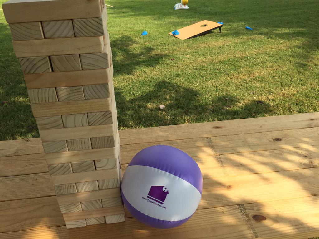 Who's up for some abnormally large Jenga? Crosstown pop-up park activates in 30 minutes! #RockforLove9