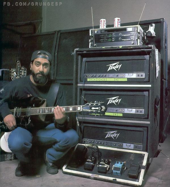 Happy Bday!! Kim Thayil, guitarrista de Soundgarden!  UNA BESTIA! 