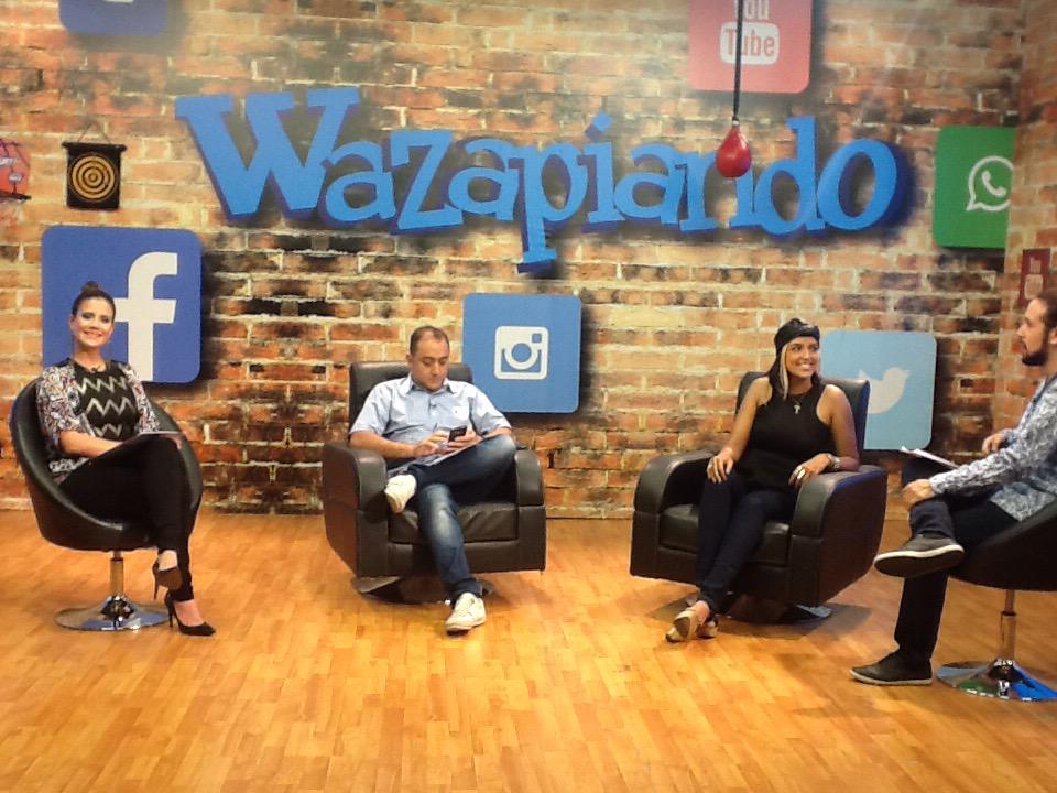 CosmovisionOfi's tweet photo. #EnDirecto @mirandasoulband invitada especial en su nueva faceta como presentadora en #Wazapiando. Repetición 10:30PM http://t.co/d5KwXNQW4x