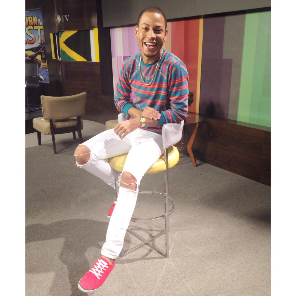 QuitePerry's tweet photo. Thanks for watching me on #DWrap!
http://t.co/FTWkArtzKq http://t.co/JHtoJmTldX