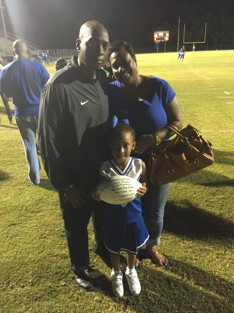 Home of the 🅿️elicans! 💙🖤 tweet media