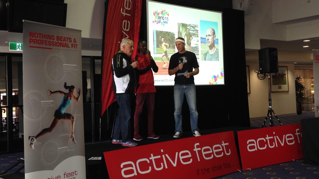 MossyandRobbo's tweet photo. Robbo chats with @DuerYoa &amp; #Supercoach Rod Griffin at @ausruncon #arc15 http://t.co/olXGnRoqTb