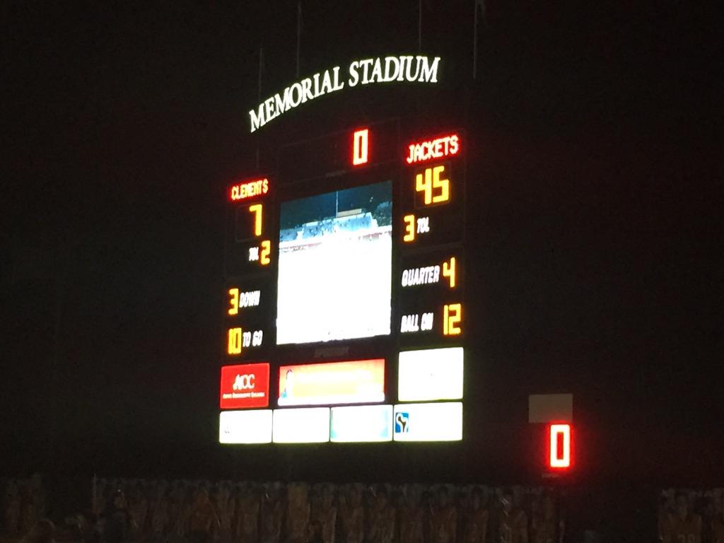 AlvinJacketFB's tweet photo. We would like to thank @AHSJacketeers @Alvin_Cheer @alvinband for your support!!! #JacketPride#BigWin http://t.co/Zjl4UGupxL