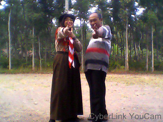 la_atomica's tweet photo. My father, my (big) inspirations.... =D
#IdolakuOrtuku #HariPramuka54 http://t.co/NJgCvLsRPl
