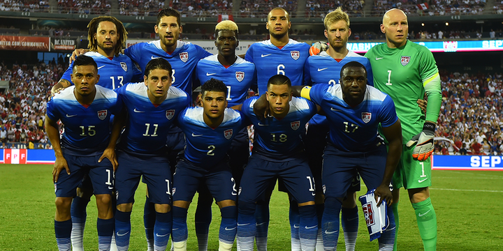 USMNT's tweet photo. The #USMNT Starting XI gathers before kickoff of #USAvPER. http://t.co/2zWUNXxEJ2