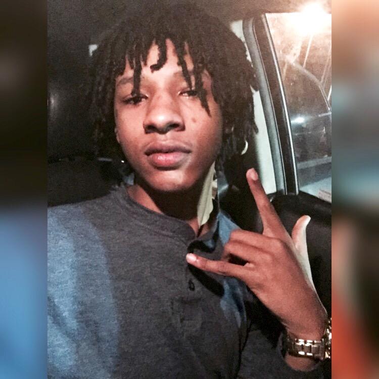 YkwihfCah's tweet photo. Grind All Day Party All Night😈🎉#wegogetit #Ykwihf http://t.co/fTgcpeNmZe