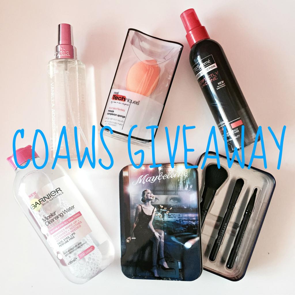 tweetcoaws's tweet photo. Want a chance to win a gift pack valued at over $80? Follow my blog for more info. #coaws… https://t.co/utamOJ6qQK http://t.co/BIuIYSsQwH