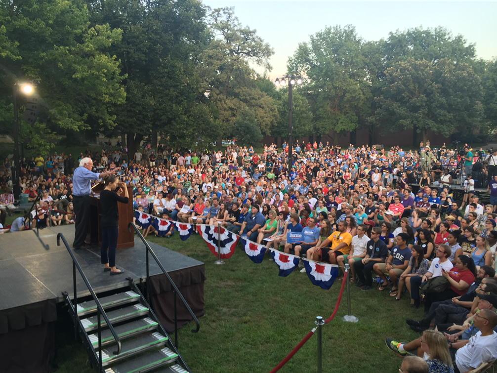 Cedar Rapids town meeting (some pics) Democratic Underground
