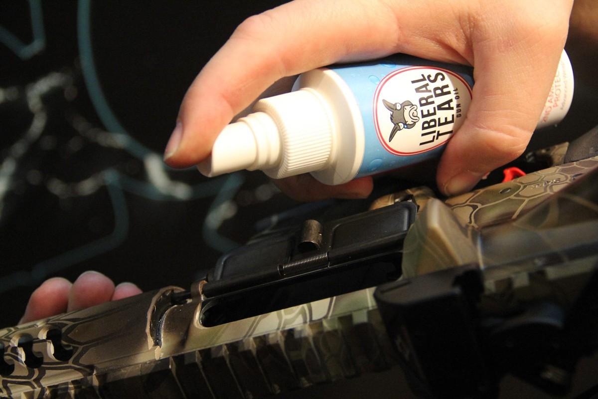 BestRifle's tweet photo. What is the best gun oil available in 2015? Find out here: http://t.co/ETZ2Pbvj4v #hunting #shooting #guns #gunoil http://t.co/czfkBJe8hA