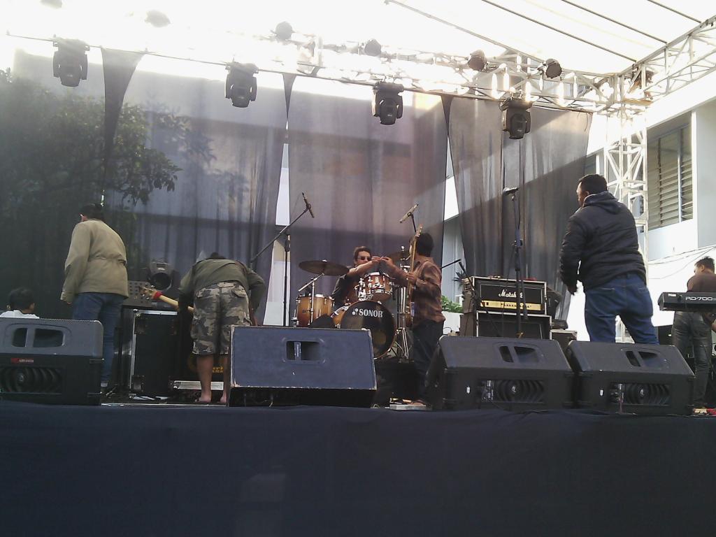 Chek sound done.smpai jmpa nnti sore brad respect...