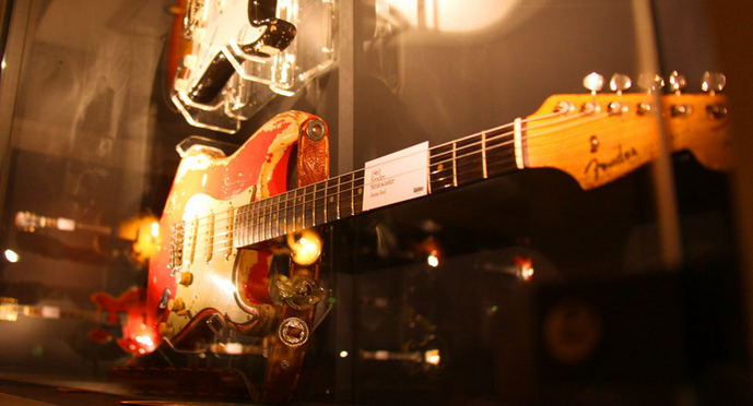 andrechaos's tweet photo. O Museu de Guitarras no interior da Suécia http://t.co/eNNgipdGId #umea2014 #ttot http://t.co/cByvi3YBnS