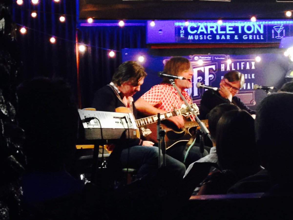 stujolliffe's tweet photo. Neil Osborne, Ron Hawkins &amp; Norman Blake #HUFF2015 http://t.co/tOjVlajG3P