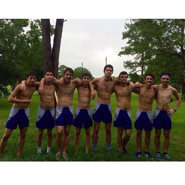 McGregorGarrett's tweet photo. FIRST VARSITY CROSS-COUNTRY MEET OF 2015!! #6thPlace #MyXC http://t.co/HjCxcWMnTv