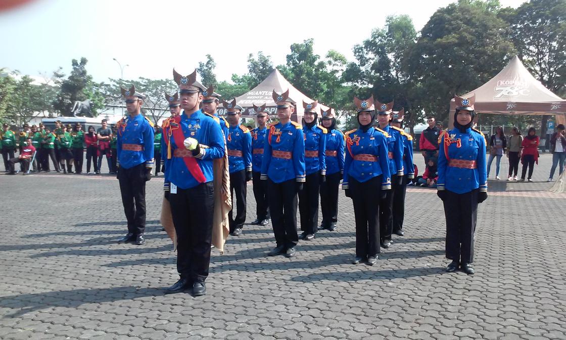 PasundanRadio's tweet photo. Perlombaan Gelar Aksi Baris Berbaris Generasi Muda 2, GARUDA 2 I know I can 24!! @Garuda_24 http://t.co/Er3HTcLWWk