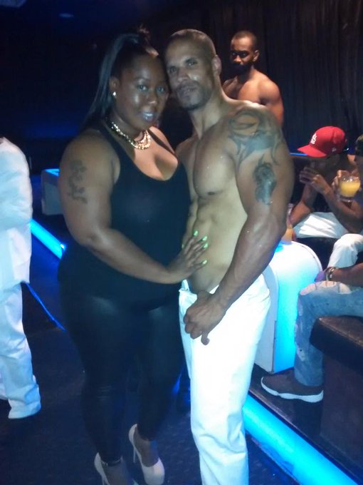 Last night shenanigans lol. I look goood. 😍 #MaleRevueStripShow http://t.co/t4QKVq838T<a href="/tag/malerevuestripshow"class="tags">#MaleRevueStripShow</a>