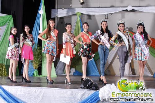 Emparrandate's tweet photo. (+Fotos) Miss Barinas Fashion Models 2015. http://t.co/zj2bXfNV8q http://t.co/UszUgwNqna