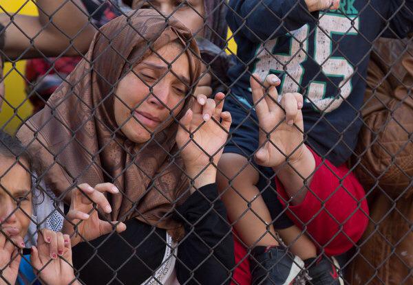 Treatment of Refugees Evokes Memories of Europe’s Darkest Hour - NY Times mobile.nytimes.com/2015/09/05/wor…