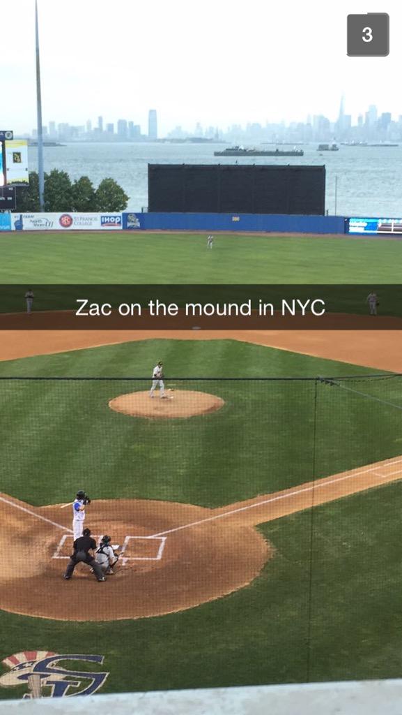 Zac_Person's tweet photo. Shoutout to @IanFonteneaux for this pic. Fellow St. Landry brother. #ThatBackgroundThough http://t.co/MGjBxQaBtn