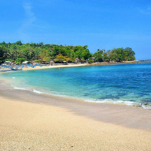 Salah Satu Pantai Di Selatan Kota Garut Namanya Pantai Rancabuaya,Sudah Pernah Kesini Dulur ?? #infogarsela