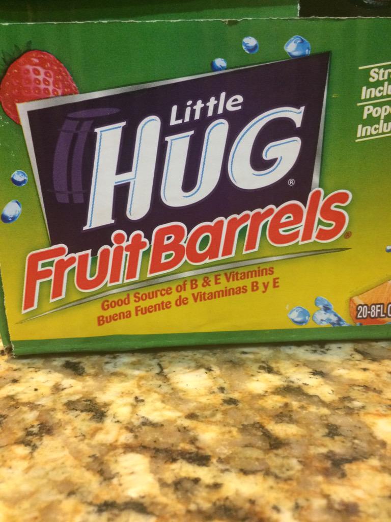 SOUL_SERG's tweet photo. When the girl you crushin on playin and actin up all she need is a #LittleHug http://t.co/Qe6AnQOcmg