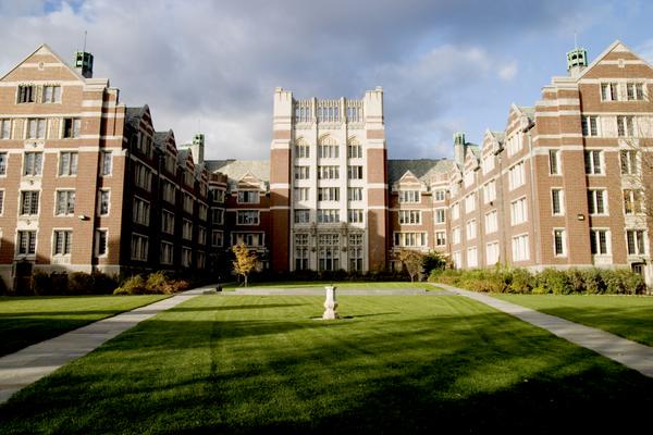 America's 25 Top Colleges With No Application Fees in 2015 goo.gl/ZG0uox via <a href="/Forbes/">Forbes</a>