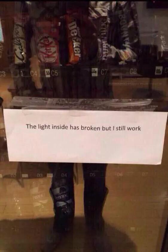 FunnyQuotees's tweet image. I've never related to a vending machine more in my life