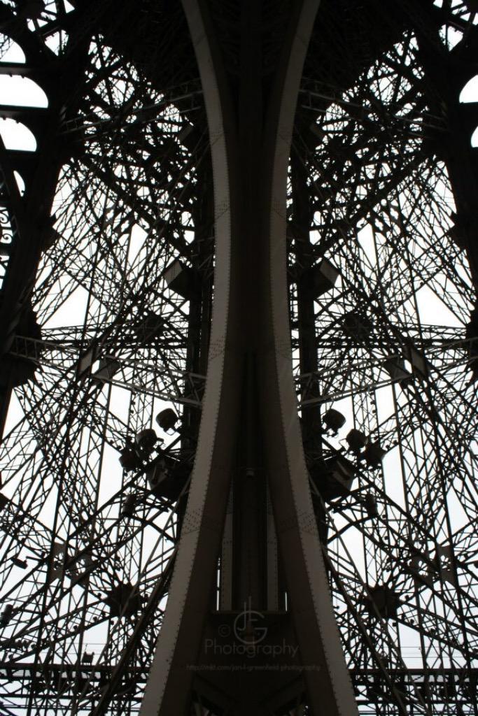 jlg_photography's tweet image. @jlg_photography @greenfield_jan  
#eiffeltower #paris #uniqueview
