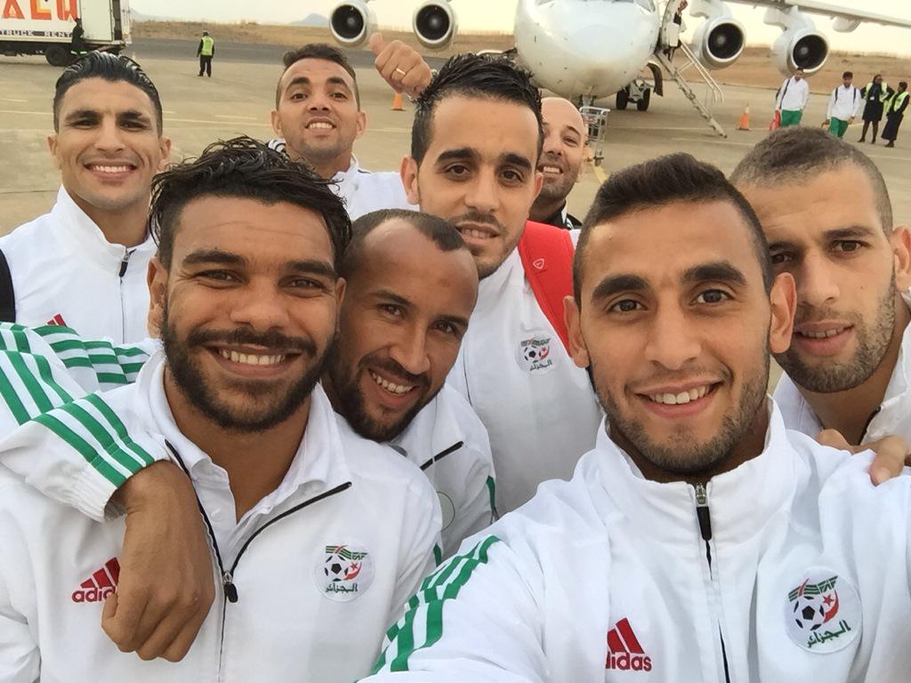 GhoulamFaouzi's tweet photo. Fier et heureux de faire partie de la grande famille @LesVerts #teamDZ #EN #CAN2017 http://t.co/WhW9derF8t
