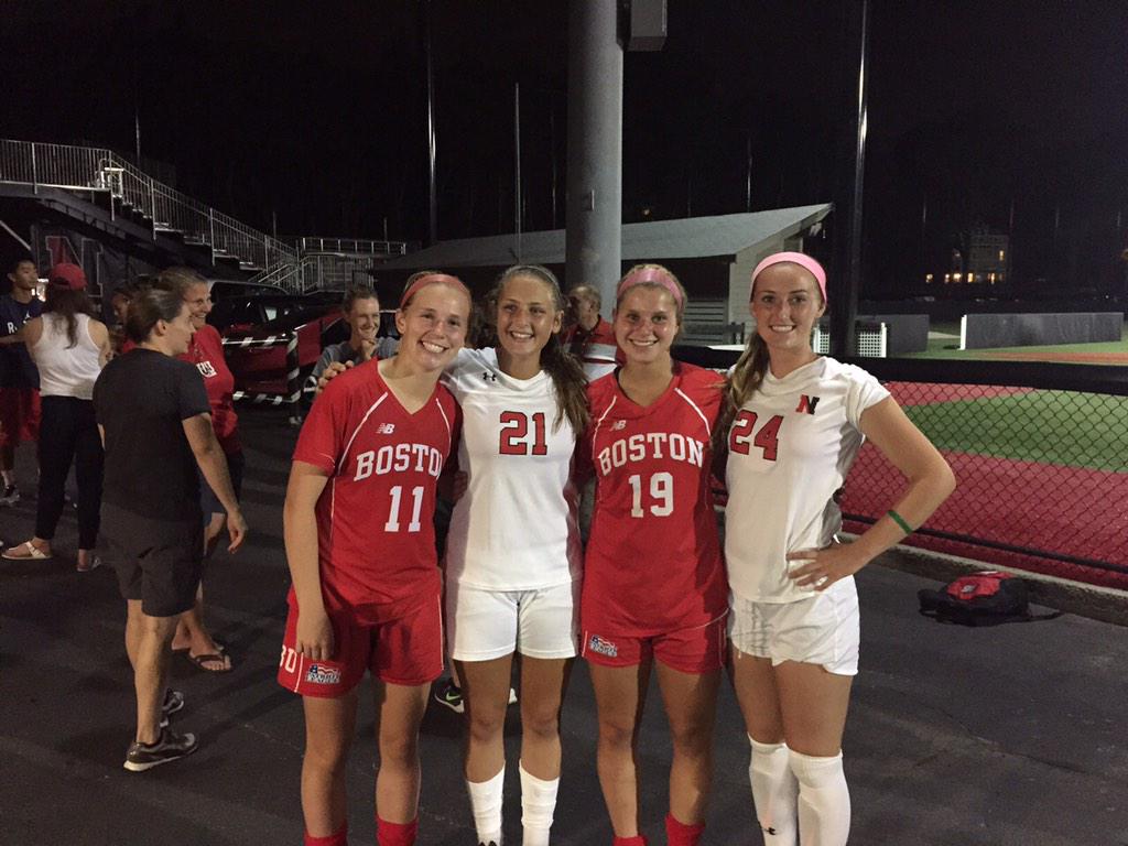 FC Stars alumni <a href="/dontforgetdory/">Rose Soul🌻</a> <a href="/psweens19/">Pietra Sweeney</a> <a href="/HannahRosenblat/">Hannah Rosenblatt</a> <a href="/Eve_Goulet8/">Eve Goulet</a> after the Northeastern v BU game.