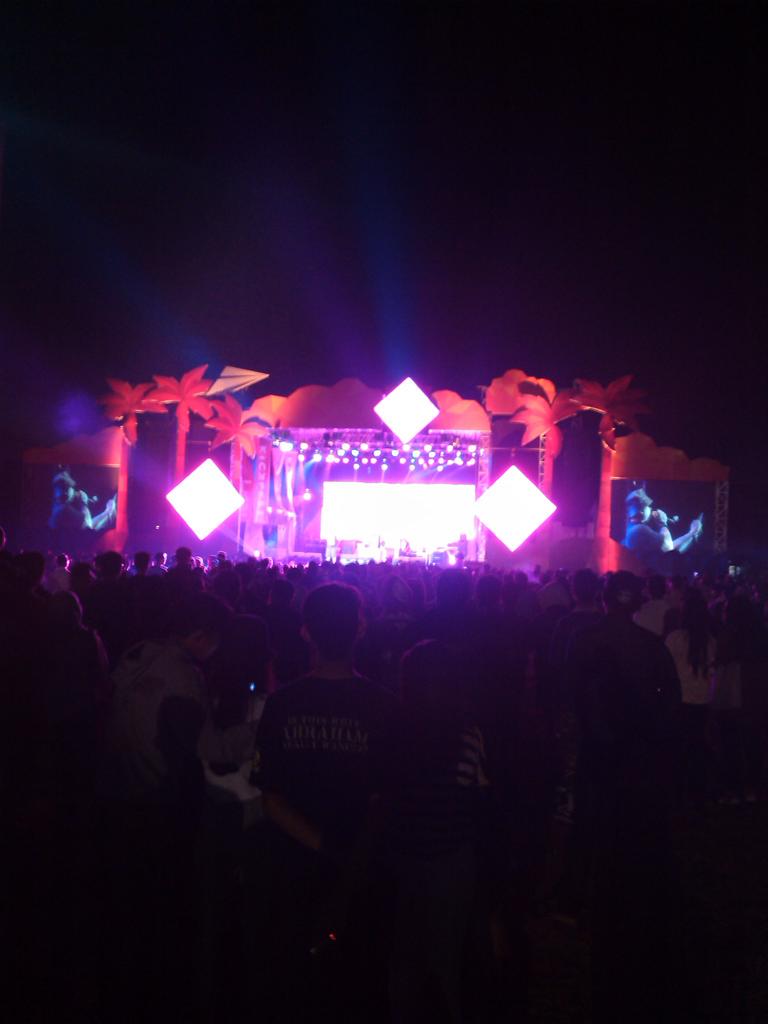 hajimekatoki's tweet photo. @EYEFEELSIX 👊 http://t.co/W0aVz9a6MB