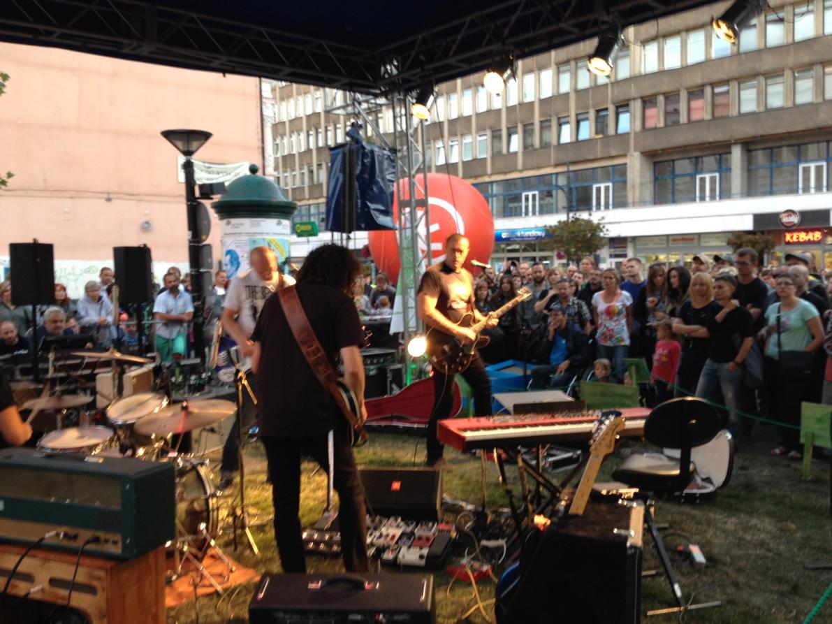 MaciekLaski's tweet photo. #tymanski #mixerlodzkie http://t.co/6ckxomM9fy