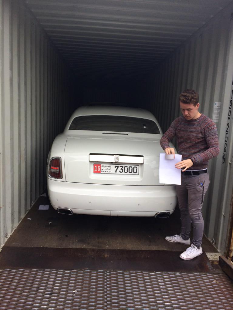 cetasshipping's tweet photo. Shipping cars to Dubai and Kuwait http://t.co/4DuTlqNmwI