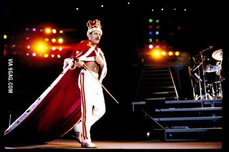 Happy Birthday Faroukh Bulsara a.k.a Freddie Mercury (5 sept. 1946-1991) 