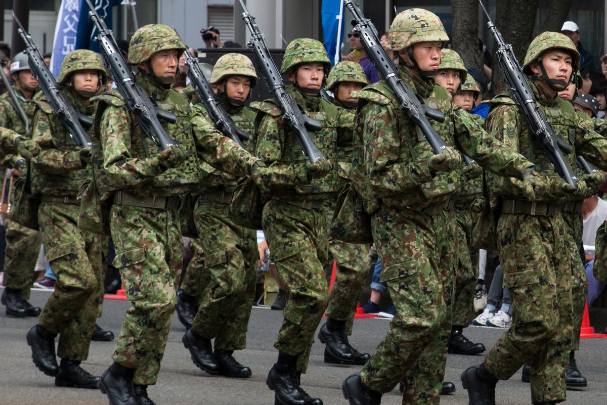 I北陸 イベント 観光地情報 本日の陸 海 空自衛隊福井市中パレードの様子 Http T Co Lnq36mavrp 鯖江駐屯地の記念行事は9月12日 金沢駐屯地の記念行事は19日 日 小松基地航空祭は21日と自衛隊関連イベントが続きます Http T Co Xxfgvtg3yl