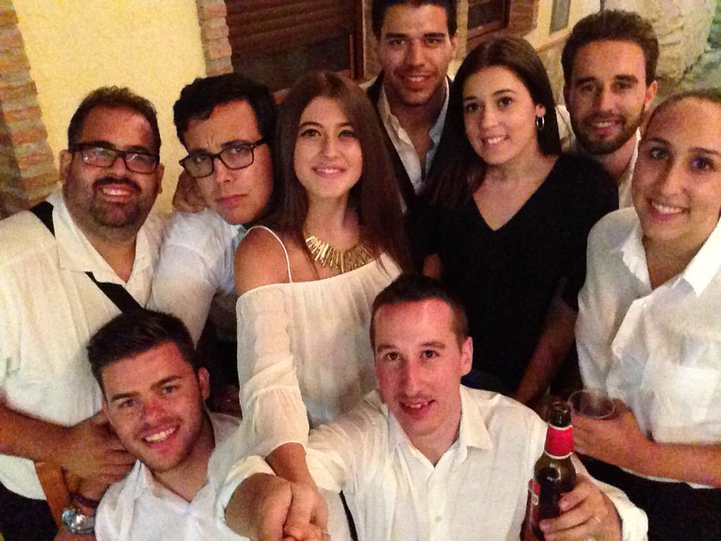 mariaBenavidees's tweet photo. 1er día Fiestas Olías 2015! 🎉 http://t.co/FQXNrzocvb