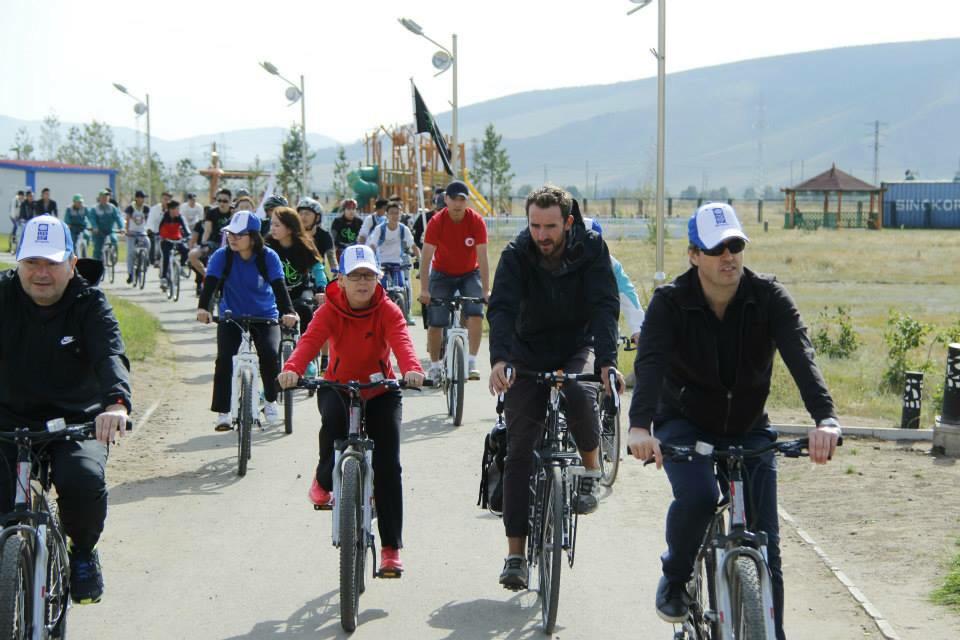 danprice_'s tweet photo. @poletoparis #SouthernCycle country #9 and yet again voices raised for #action at #COP21 @UNFCCC @UNDP @UNDPMongolia http://t.co/zhY9NPi2Z1