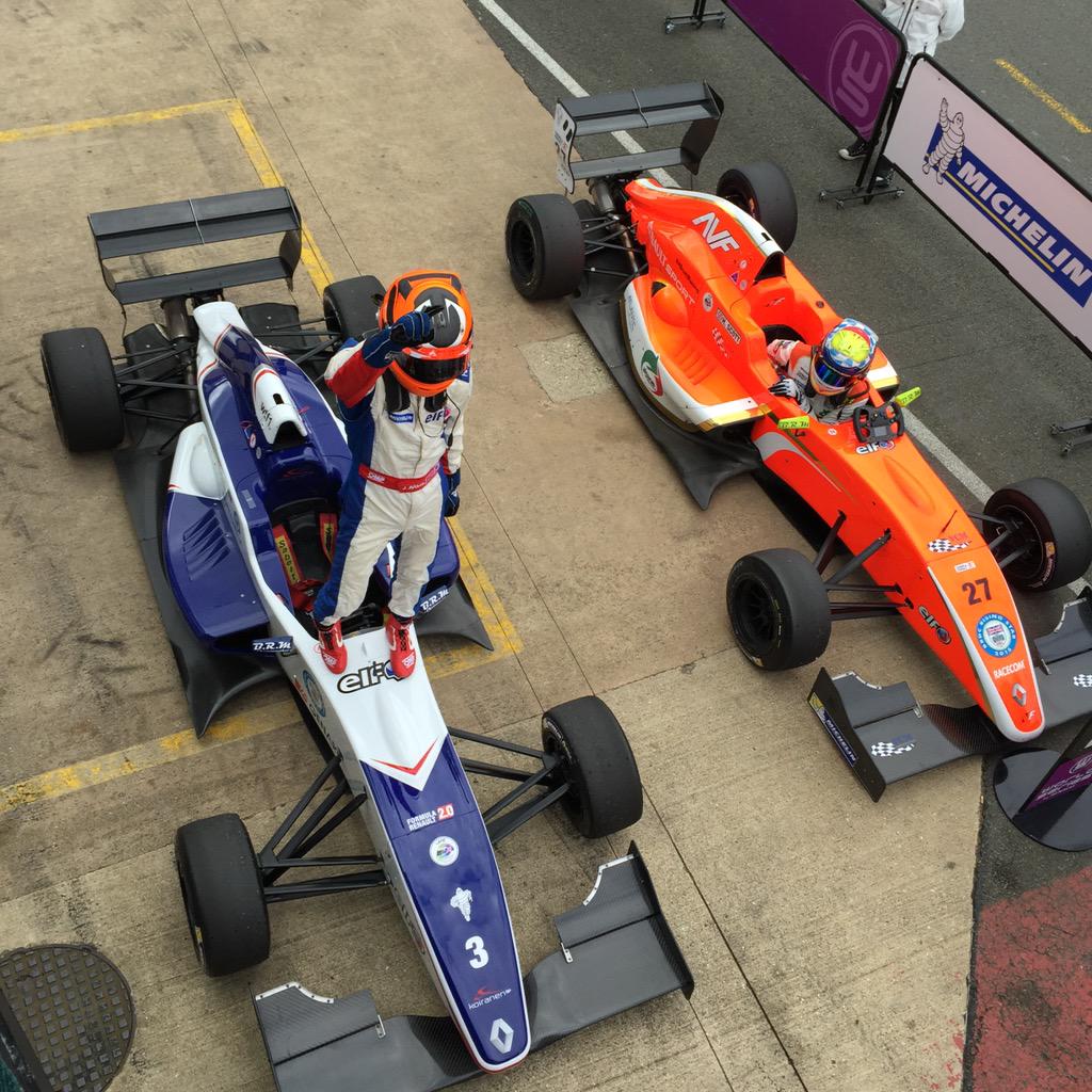 radiamotorsport's tweet image. Back to Track 🇬🇧 @SilverstoneUK @WSR_Live   @michelin_sport #track2street #totalperformance