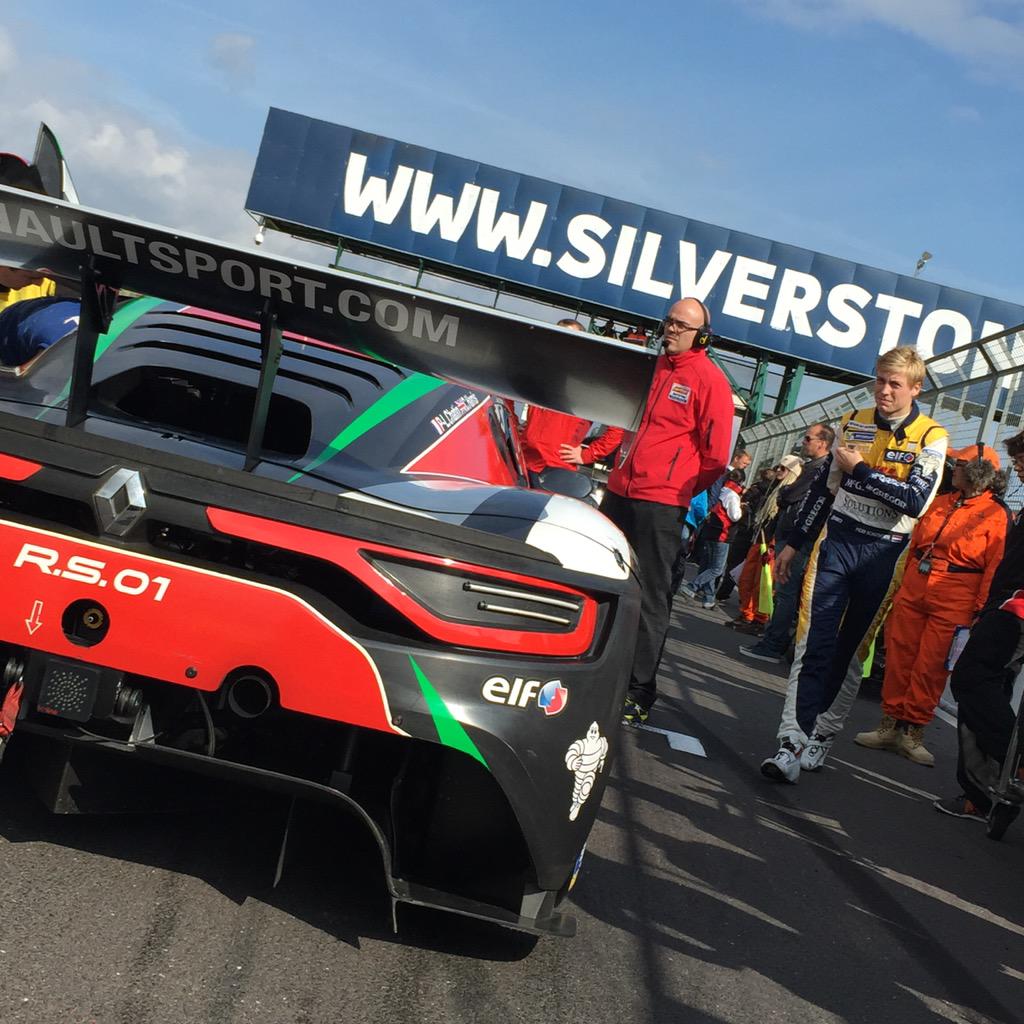 radiamotorsport's tweet image. Back to Track 🇬🇧 @SilverstoneUK @WSR_Live   @michelin_sport #track2street #totalperformance