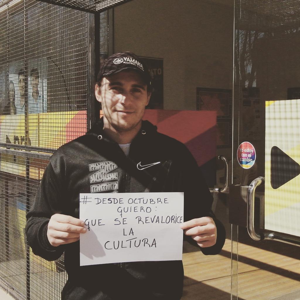 FAstorino's tweet photo. #desdeoctubrequiero http://t.co/eaQJft8ZVT