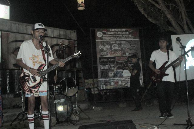 Boombeda_'s tweet photo. Late post @Info_Singaraja @EightMagz @PHOENIXFMBALI http://t.co/T3TMNqD62U