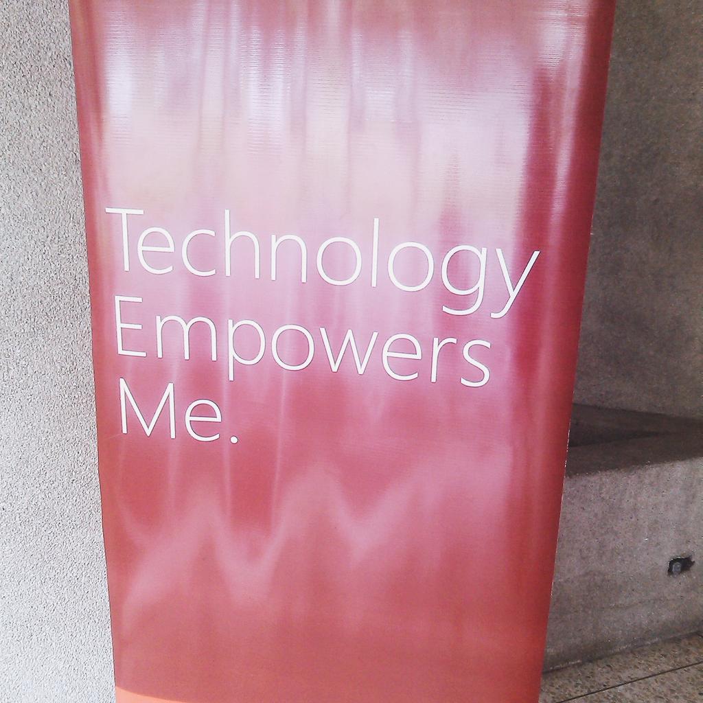 AdrianneVanAlen's tweet photo. Thank you, @Microsoft !!! #TechFemme2015 #SheCanDoIt http://t.co/nnBq1sELmv
