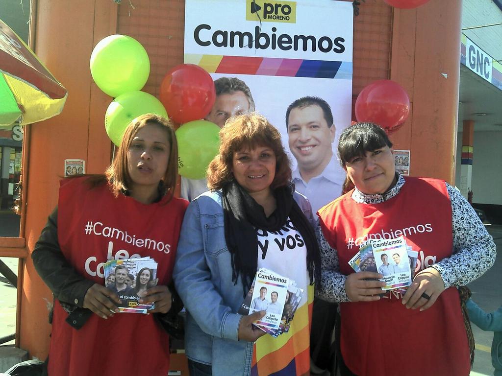 coppolaleonardo's tweet photo. En Trujui #HayEquipo
¡Vamos por un cambio para Moreno!
#DesdeOctubreQuiero que Moreno crezca #Cambiemos http://t.co/S0RPEJjgax