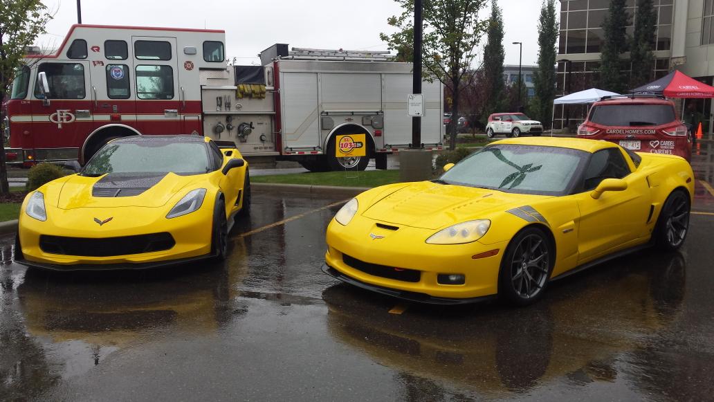 XLStreetSquad's tweet photo. Some absolutely gorgeous cars here at the Quarry Park & Polish Car Show @CardelHomesYYC #QPP2015 http://t.co/UalOxuKasz