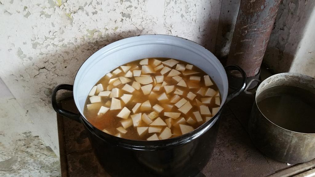 MichaelKeel77's tweet image. @SlovakTB #dedko #grandpa #farmlife