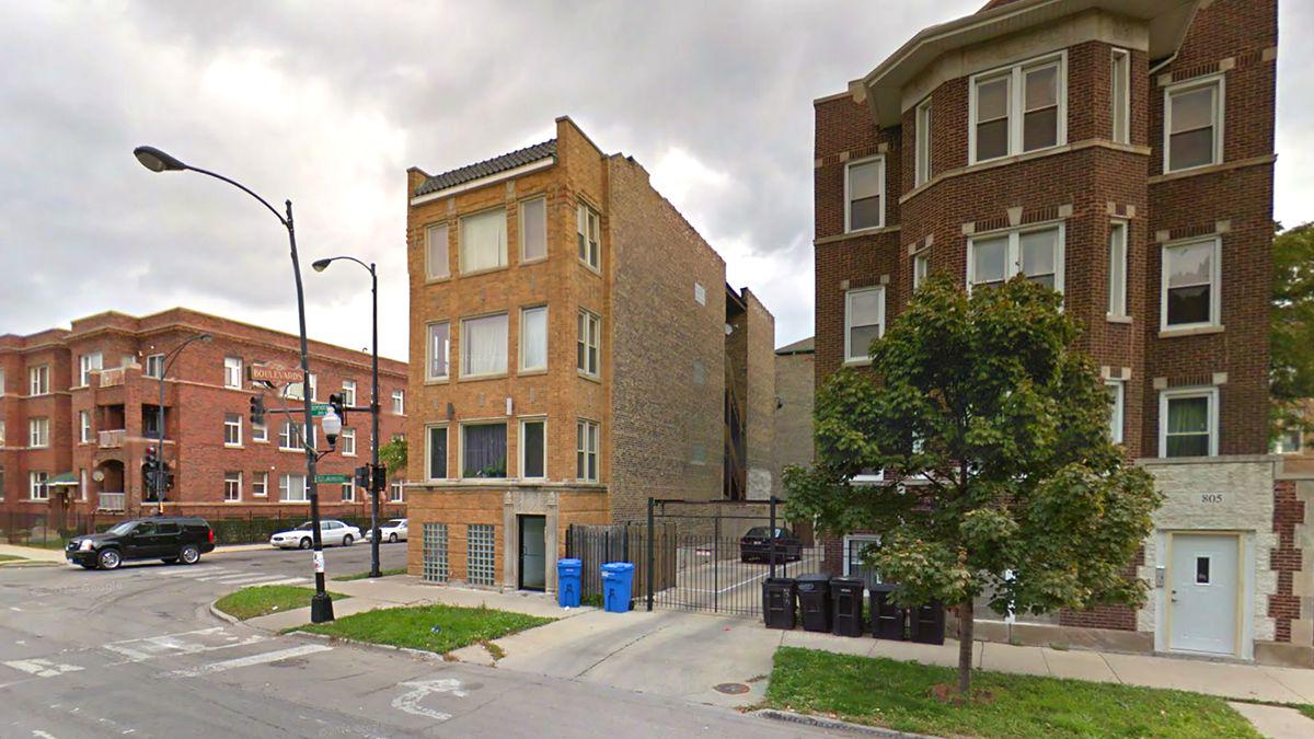 TheOnion's tweet photo. Neighborhood Starting To Get Too Safe For Family To Afford http://t.co/LVCkVBafbT http://t.co/6cnj4Am19n